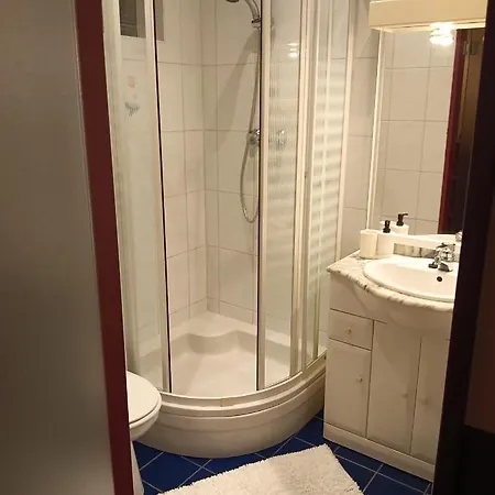 Apartment Aes Sedai Kinetic Spa, Living & Airport Shuttle Services Antwerp